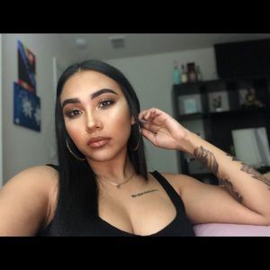 Meet your Posher, Diana